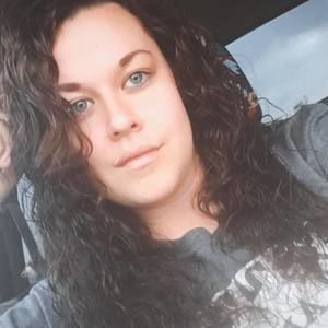 Meet your Posher, Briana